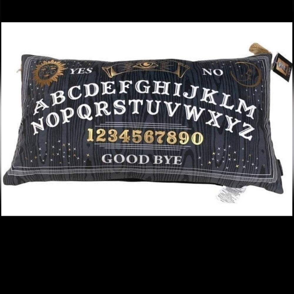 NWT Cynthia Rowley Curious Ouija Halloween Black Cushion Pillow